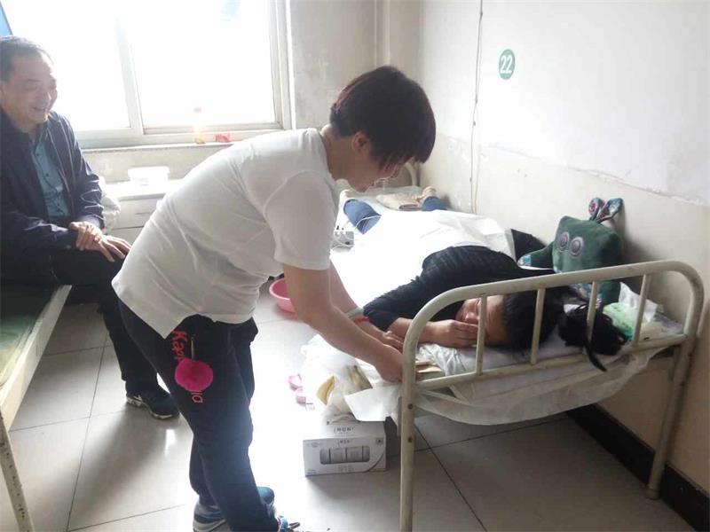 看望百貨采購(gòu)主管段錦晶5.jpg